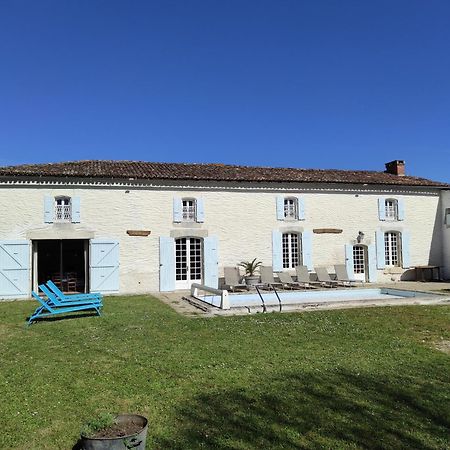 Les Gites De Charloteau Corme-Ecluse ภายนอก รูปภาพ